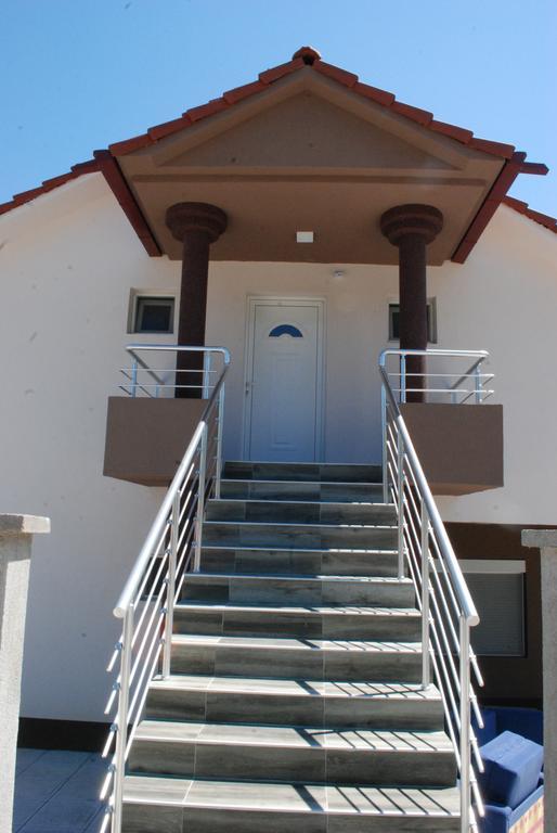 Madzar Apartments Dojran Exterior foto