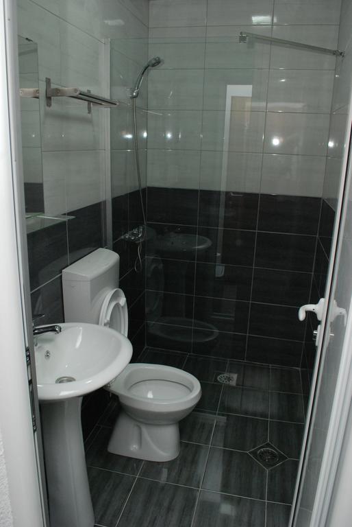 Madzar Apartments Dojran Exterior foto